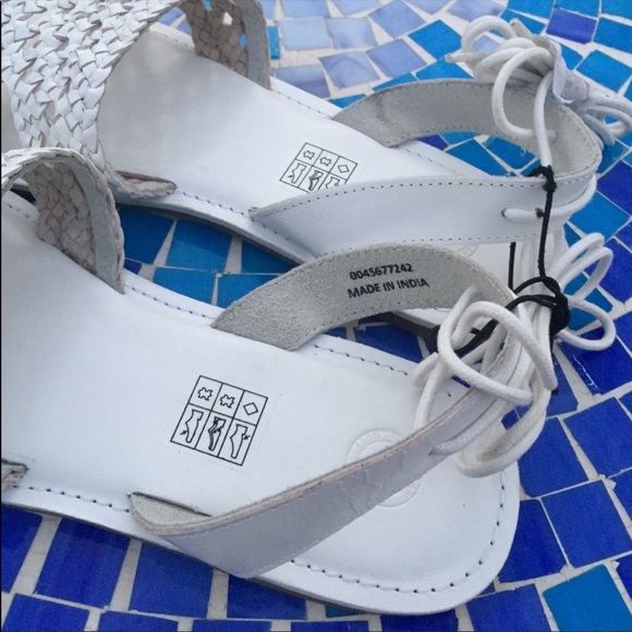 🧿 URBAN OUTFITTERS Luna crotchet slingback sandal - Picture 2 of 8